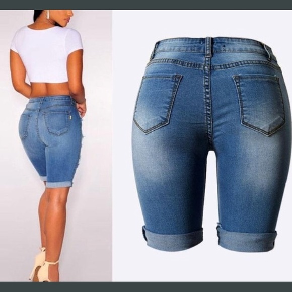 LAST ONE❗️Distressed Knee Length Denim Shorts - Picture 4 of 5